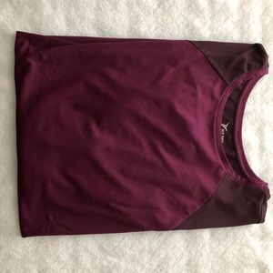 NWT’s Old Navy Go Dry Active Wear Long Sleeved Top Size XXL Maroon